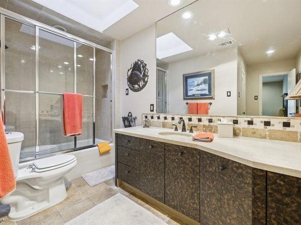 16702  Village Lane , Dallas Texas 75248