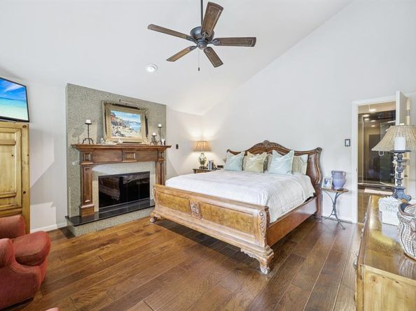 16702  Village Lane , Dallas Texas 75248