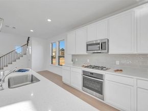 1033  Western Hills Drive , Crowley Texas 76036