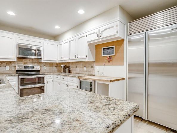 5425  Collinwood Avenue , Fort Worth Texas 76107