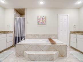 5425  Collinwood Avenue , Fort Worth Texas 76107
