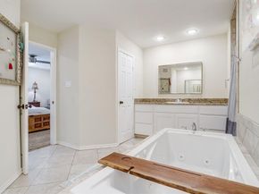5425  Collinwood Avenue , Fort Worth Texas 76107