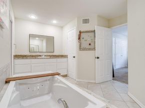 5425  Collinwood Avenue , Fort Worth Texas 76107