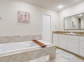5425  Collinwood Avenue , Fort Worth Texas 76107
