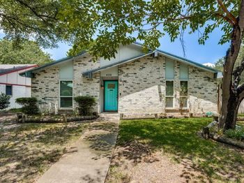 425  Solitude Drive 