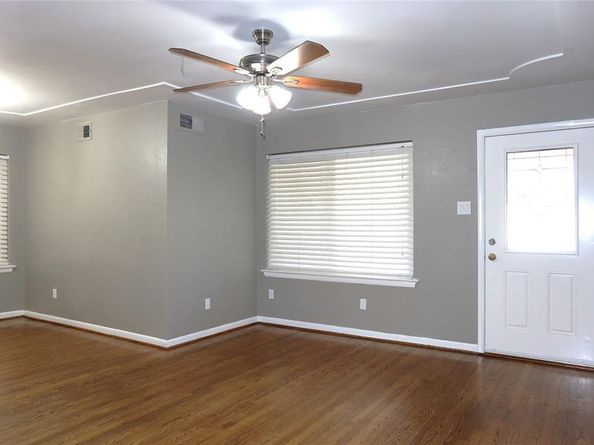 505  King Lane , Garland Texas 75042