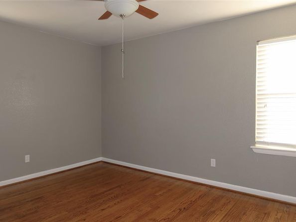 505  King Lane , Garland Texas 75042