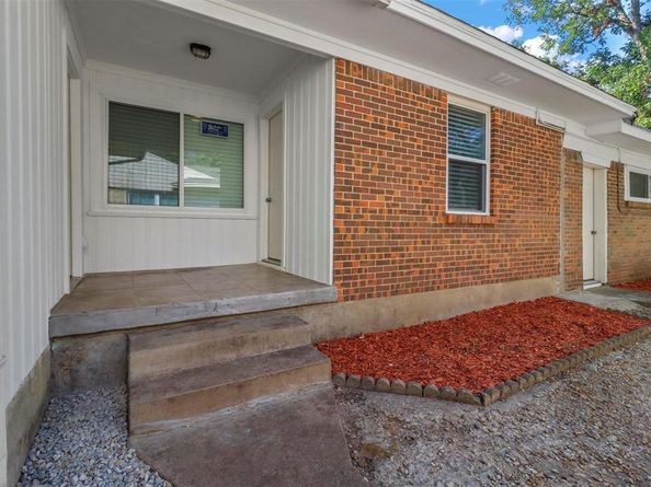 505  King Lane , Garland Texas 75042