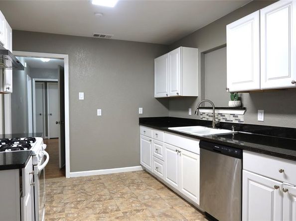 505  King Lane , Garland Texas 75042