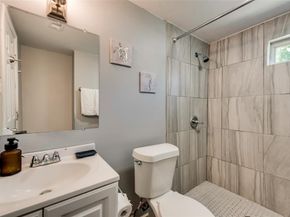 2623  Lenway Street , Dallas Texas 75215