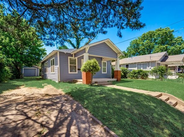 2623  Lenway Street , Dallas Texas 75215