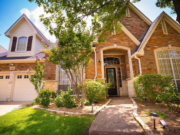 8830  Kameryn Lane , Lantana Texas 76226