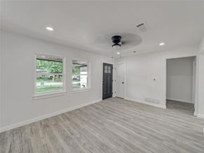 806  Ivywood Drive , Dallas Texas 75232