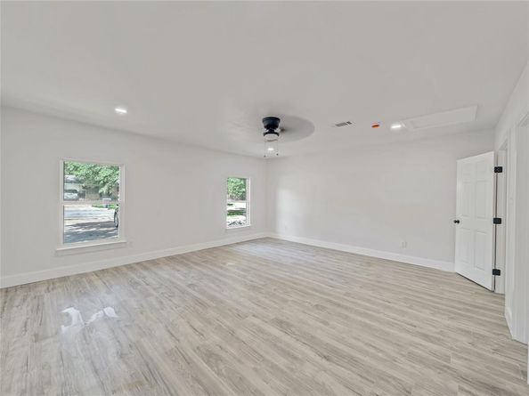 806  Ivywood Drive , Dallas Texas 75232