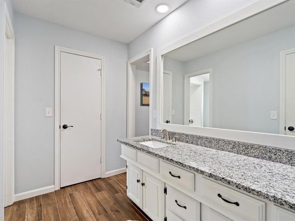 2220  Cedar Circle , Carrollton Texas 75006