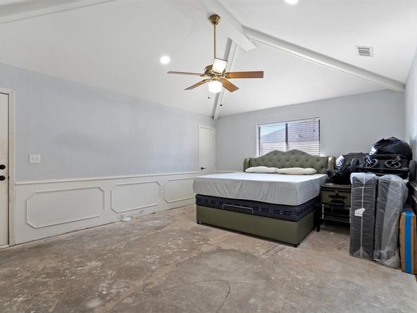 2220  Cedar Circle , Carrollton Texas 75006