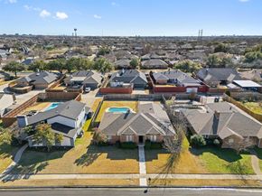 2220  Cedar Circle , Carrollton Texas 75006