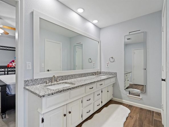 2220  Cedar Circle , Carrollton Texas 75006