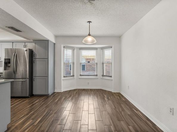 4711 N Prairieview Court , Arlington Texas 76017