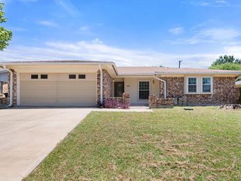 4711 N Prairieview Court 