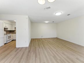 6905-6907 W Cleburne Road , Fort Worth Texas 76133