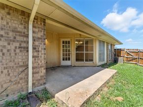 6905-6907 W Cleburne Road , Fort Worth Texas 76133