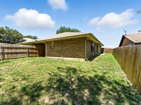 6905-6907 W Cleburne Road , Fort Worth Texas 76133
