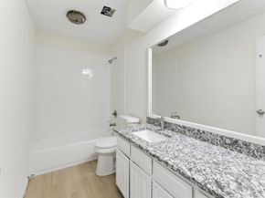 6905-6907 W Cleburne Road , Fort Worth Texas 76133