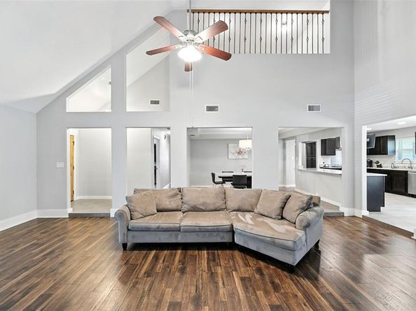 7324  Fuller Circle , Fort Worth Texas 76133