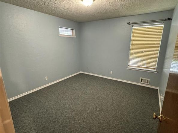 1610  Iroquois Drive , Garland Texas 75043