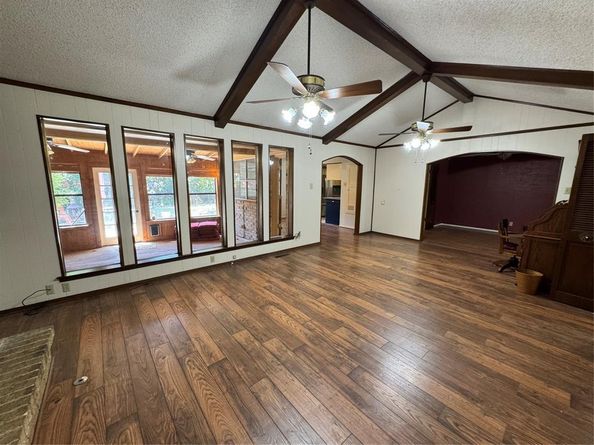 1610  Iroquois Drive , Garland Texas 75043