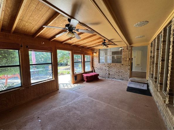 1610  Iroquois Drive , Garland Texas 75043