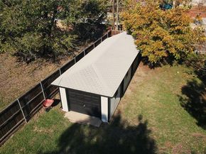 1101  Noble Avenue , Carrollton Texas 75006