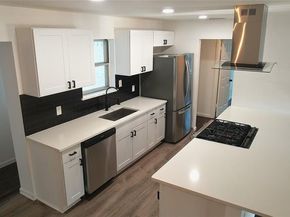 1101  Noble Avenue , Carrollton Texas 75006
