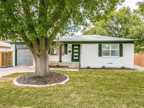 1101  Noble Avenue , Carrollton Texas 75006