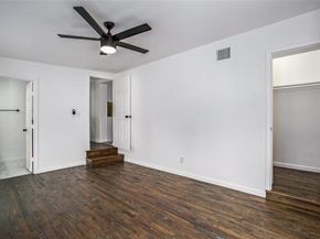1101  Noble Avenue , Carrollton Texas 75006
