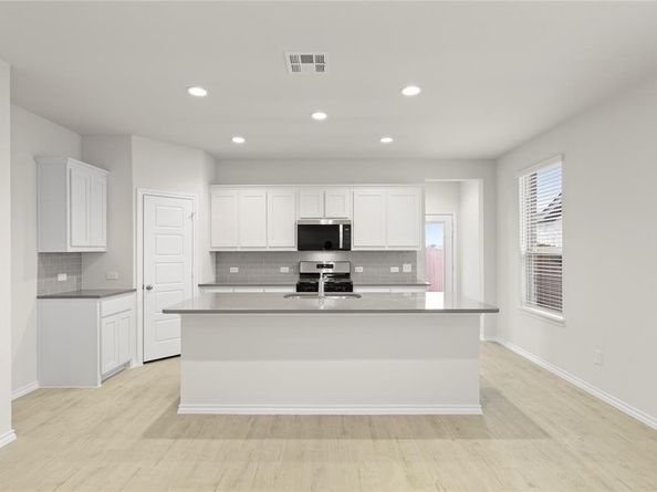 1744  Osage  , Mesquite Texas 75149