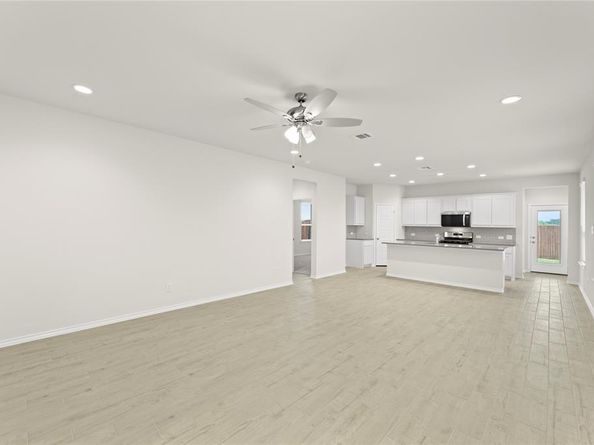 1744  Osage  , Mesquite Texas 75149