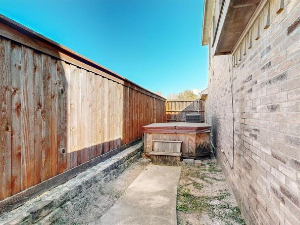 1088  Magnolia Lane , Cedar Hill Texas 75104