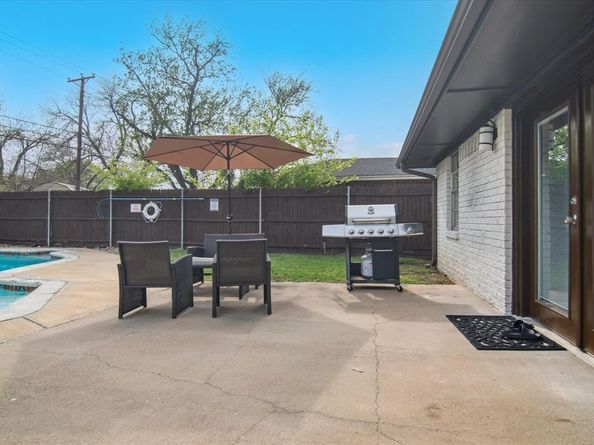 2404  17th Street , Plano Texas 75074