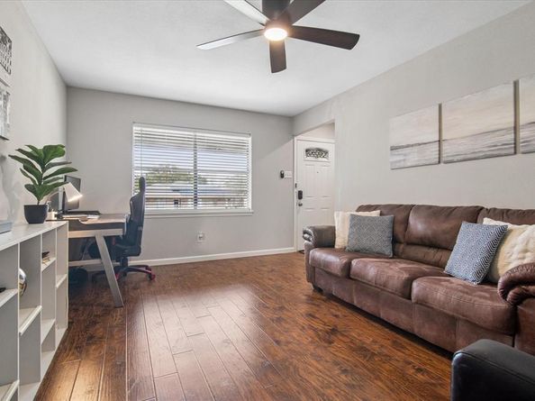 2404  17th Street , Plano Texas 75074