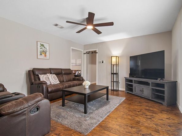 2404  17th Street , Plano Texas 75074