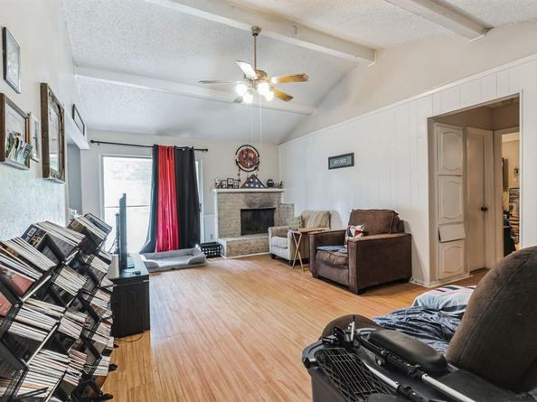 6237  Warrington Place , Fort Worth Texas 76112