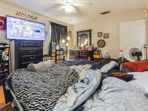 6237  Warrington Place , Fort Worth Texas 76112