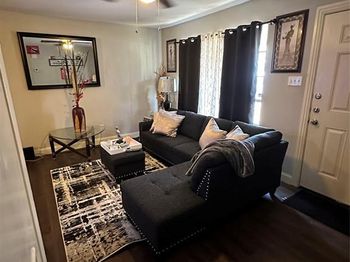 2909  Handley Drive 