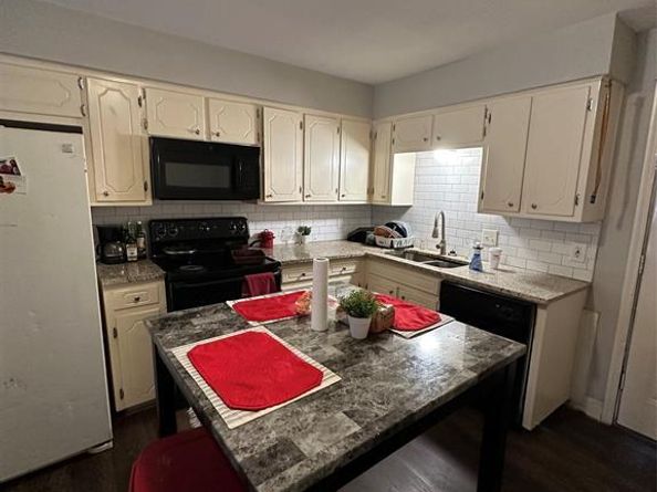 2909  Handley Drive , Fort Worth Texas 76112