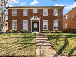 2132  Cannes Drive , Carrollton Texas 75006