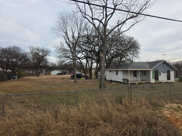 3422 S Peachtree Road , Balch Springs Texas 75180