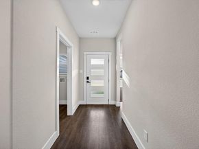 1913 E Myrtle Street , Fort Worth Texas 76104