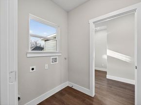 1913 E Myrtle Street , Fort Worth Texas 76104